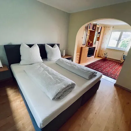 מלון Ferienwohnung Chemnitz-rabenstein *