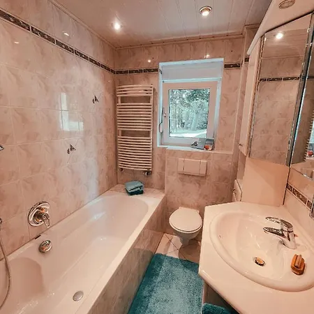 Ferienwohnung Chemnitz-rabenstein * קמניץ